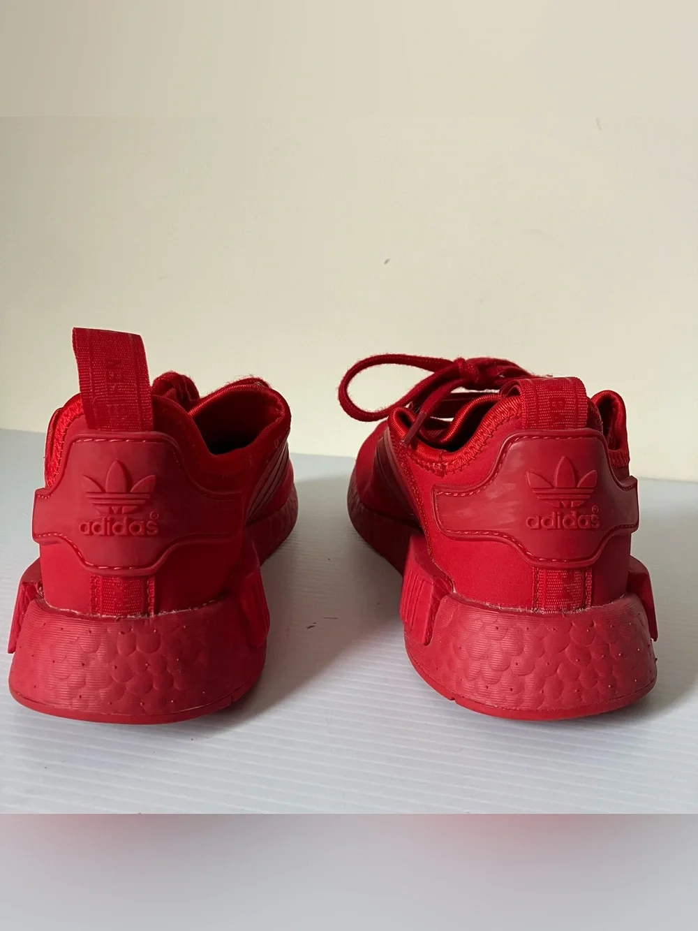 Adidas NMD_R1 'Triple Red' / 'Scarlet' Low Top Athletic Sneakers size 4 - Picture 6 of 8